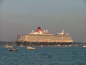 QE-0010 Queen Elizabeth