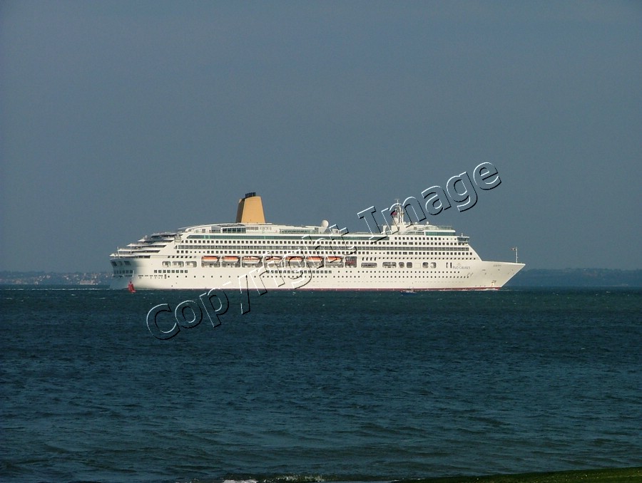 In the Solent - 8th August 2010