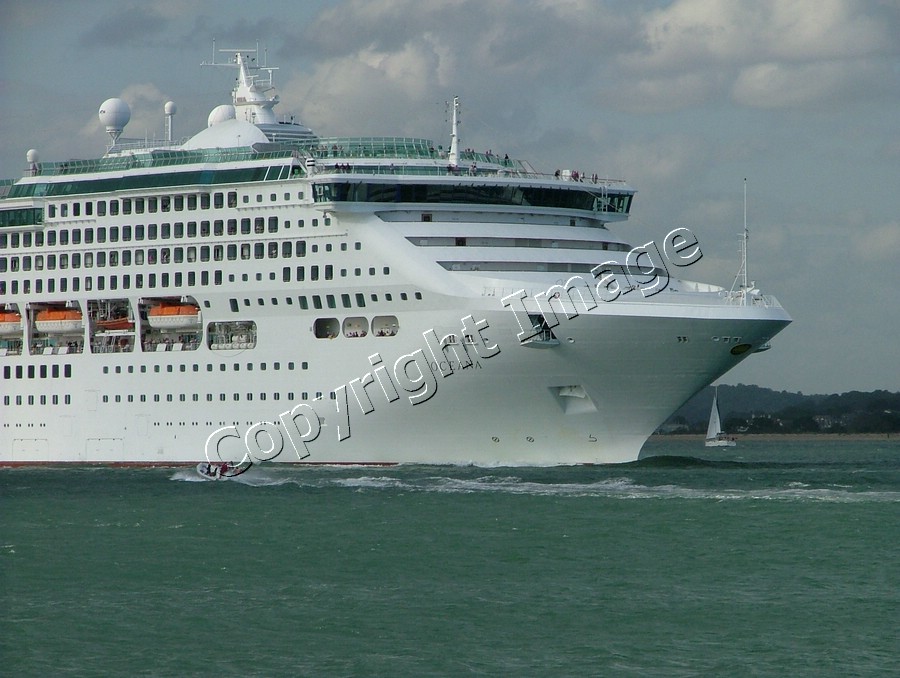 Oceana off Calshot 29 August 2009