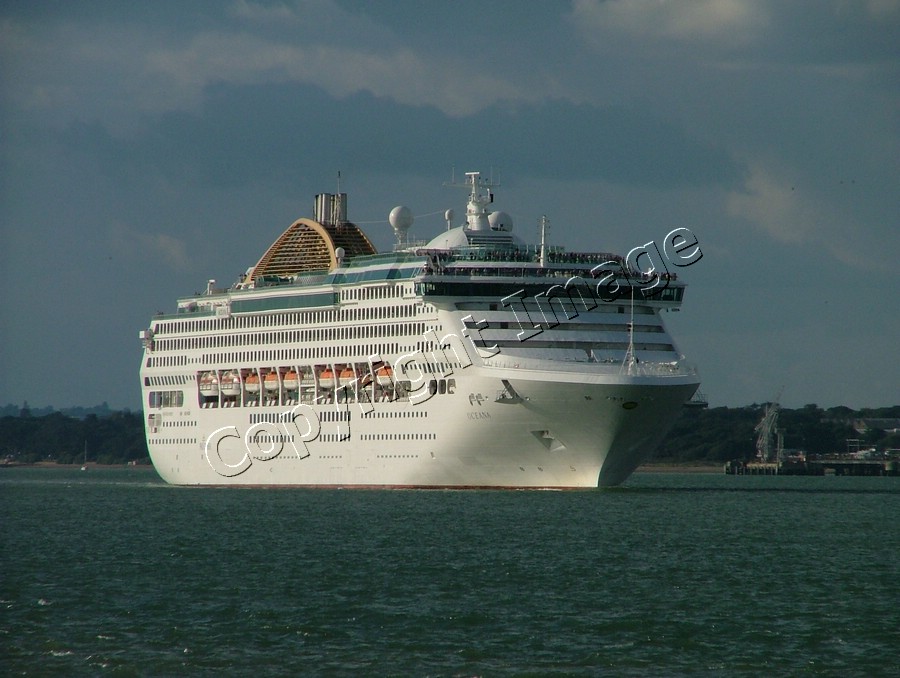 Oceana in Southampton Water - 28th August 2010